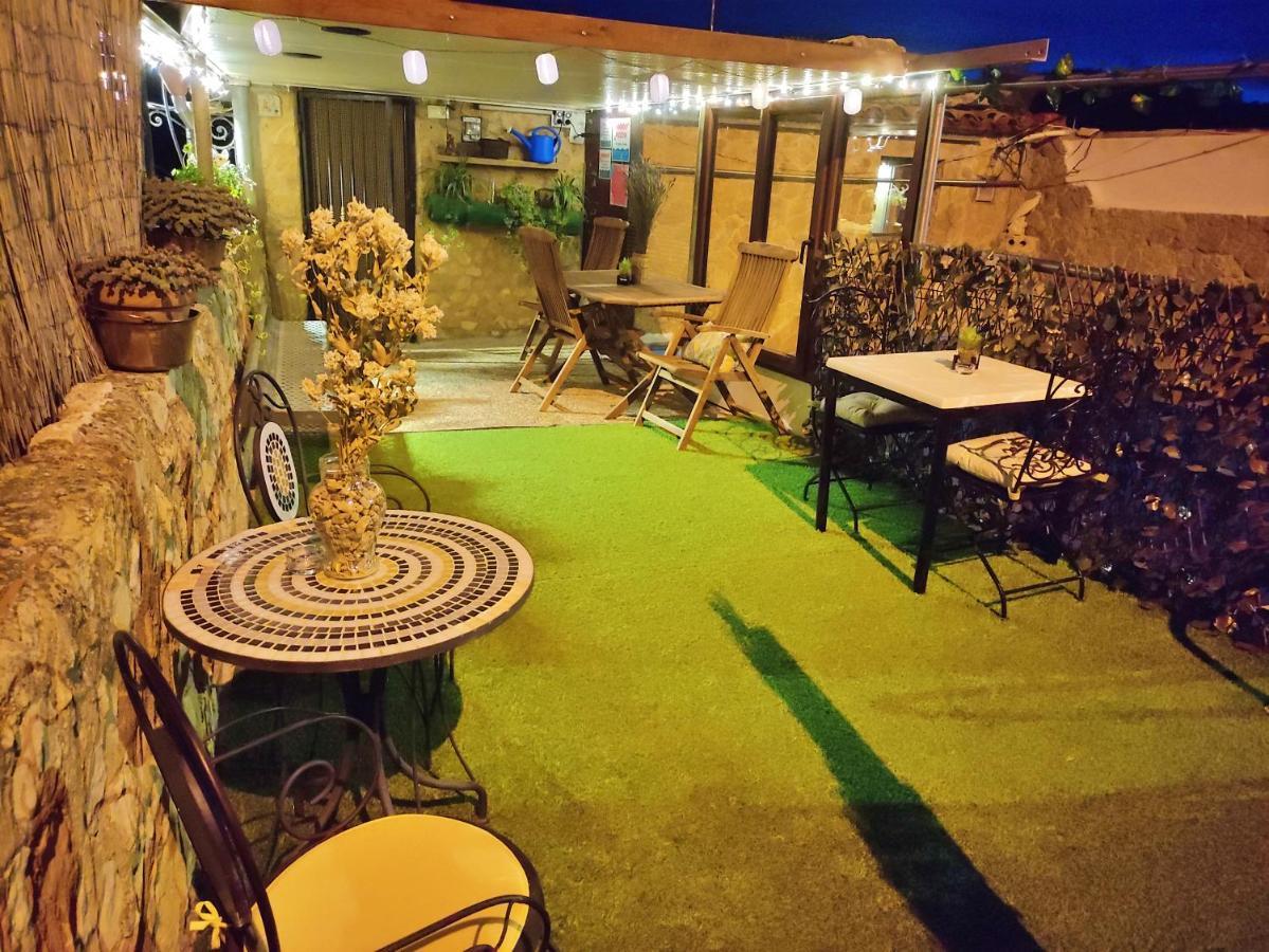 Casa Conesa II Vendégház Tronchon Kültér fotó